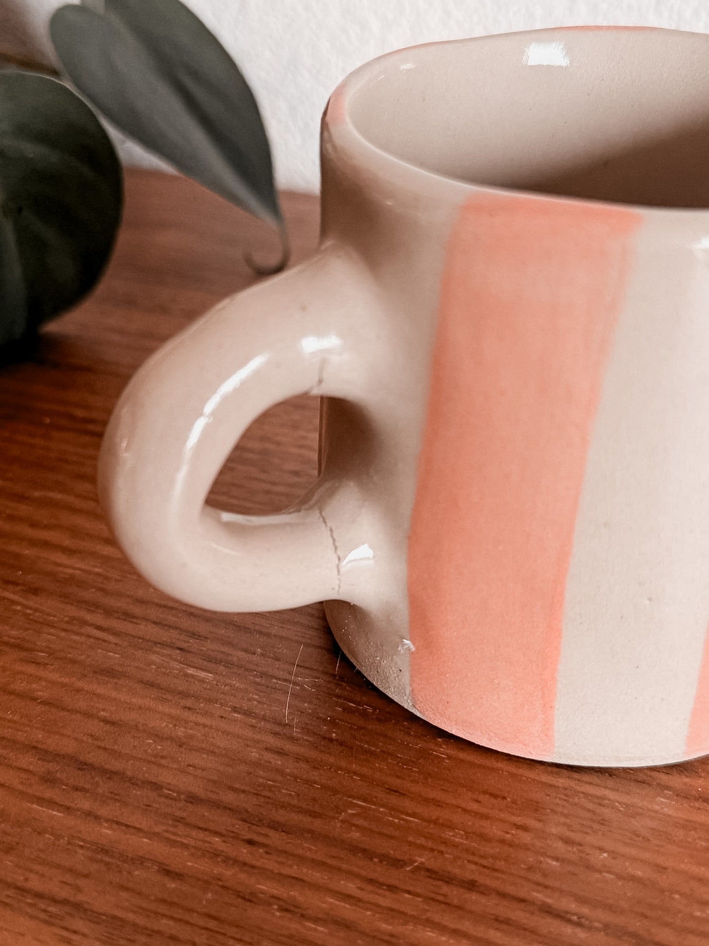 La tasse lignée rose